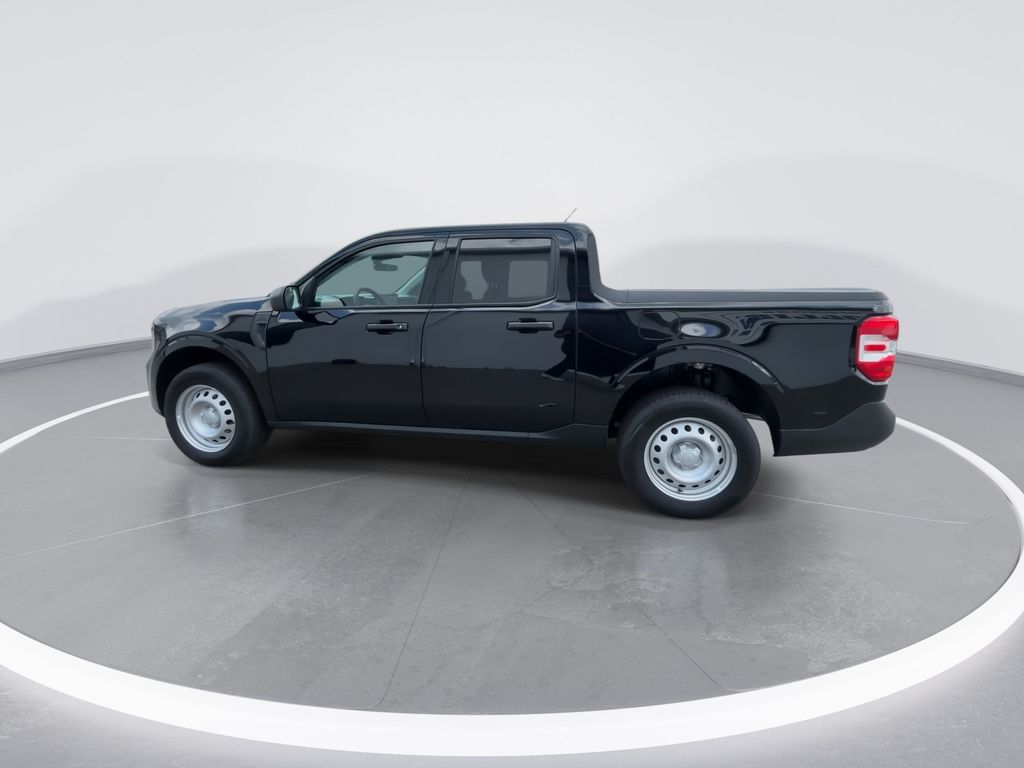 New 2026 Shadow Black Ford XL image 5