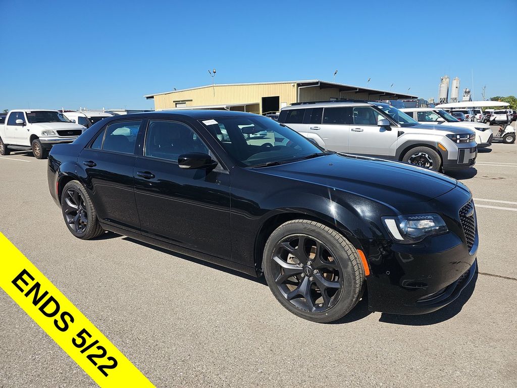 2023 Chrysler 300 S V6 RWD