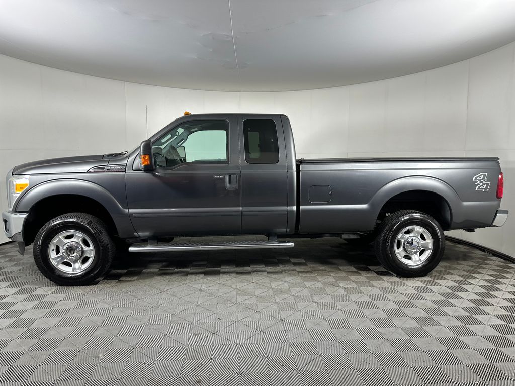 Photo 2 of 2016 Ford F-350 Super Duty XLT