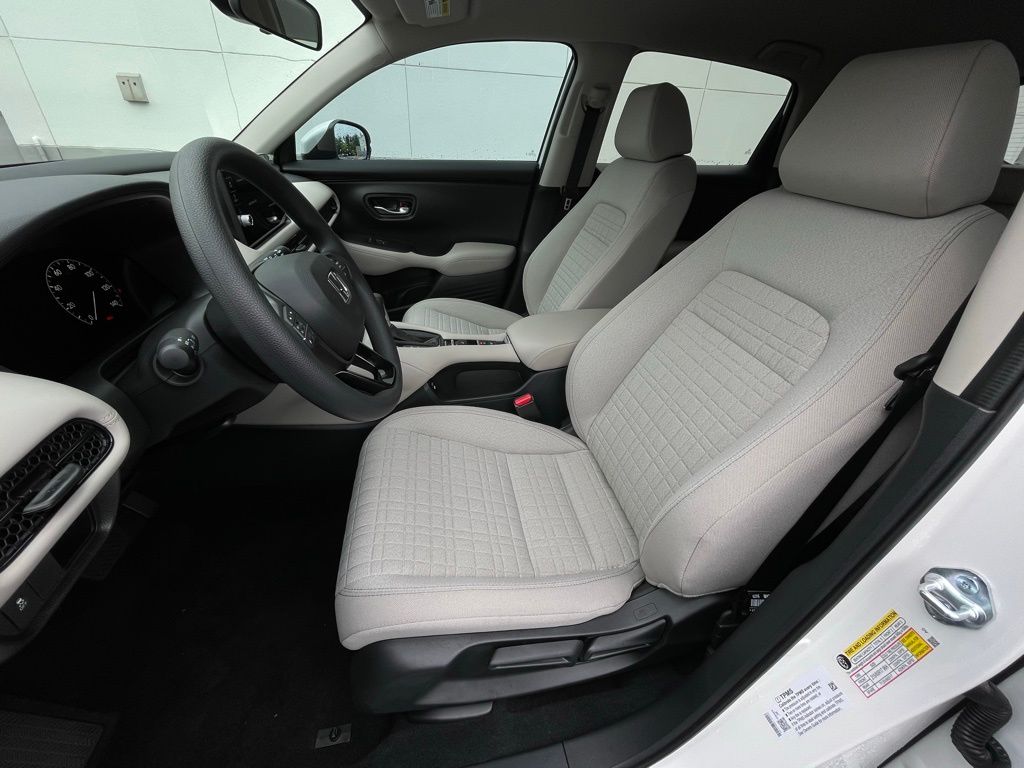 Thumbnail: 2026 Honda HR-V - 27