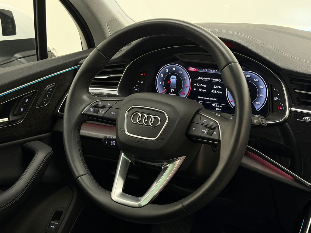 Thumbnail: 2023 Audi Q7 - 22
