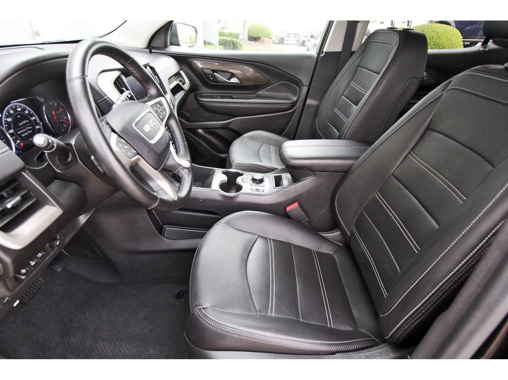 2024 GMC Terrain Denali - 5