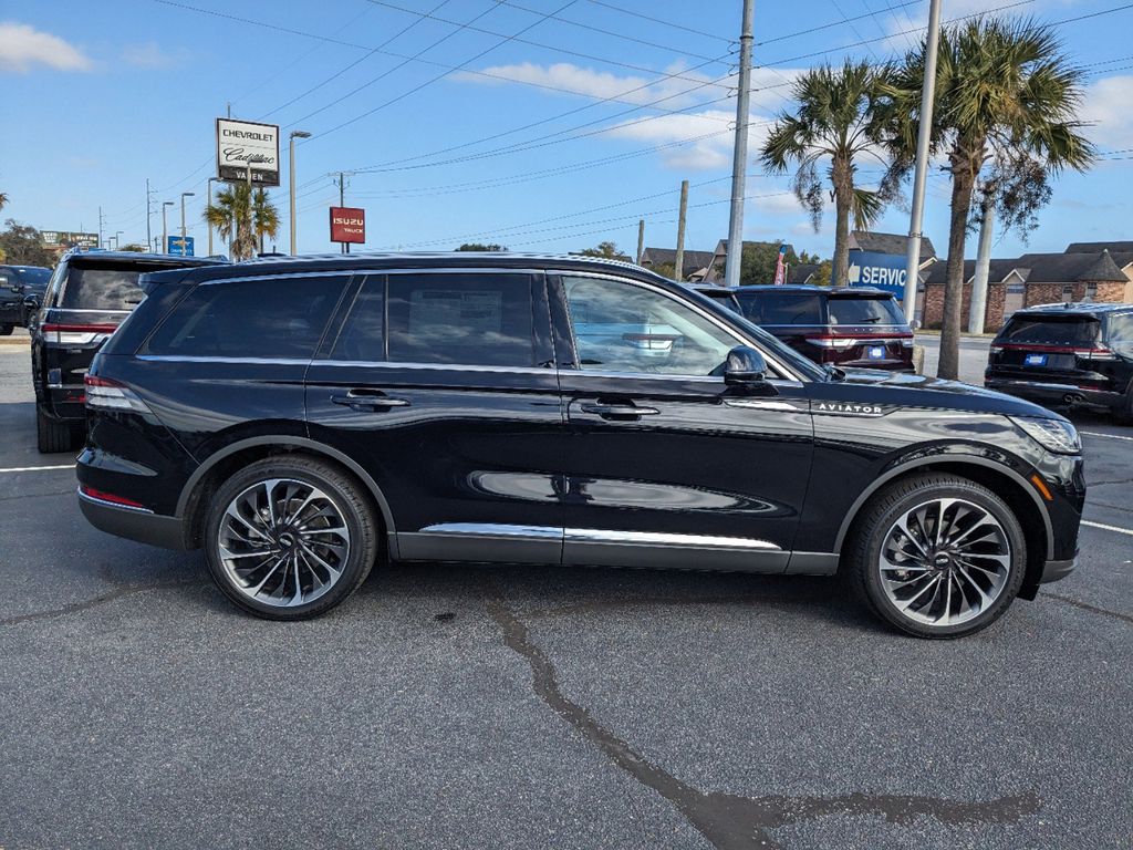 2025 Lincoln Aviator Reserve