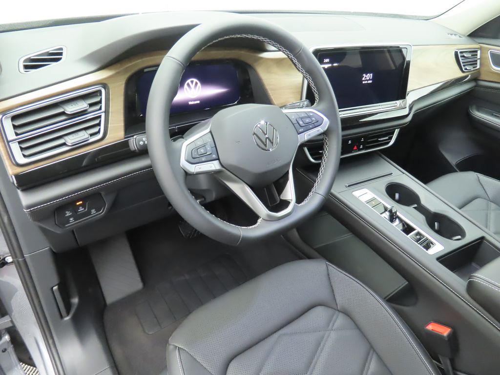 Thumbnail: 2026 Volkswagen Atlas - 10