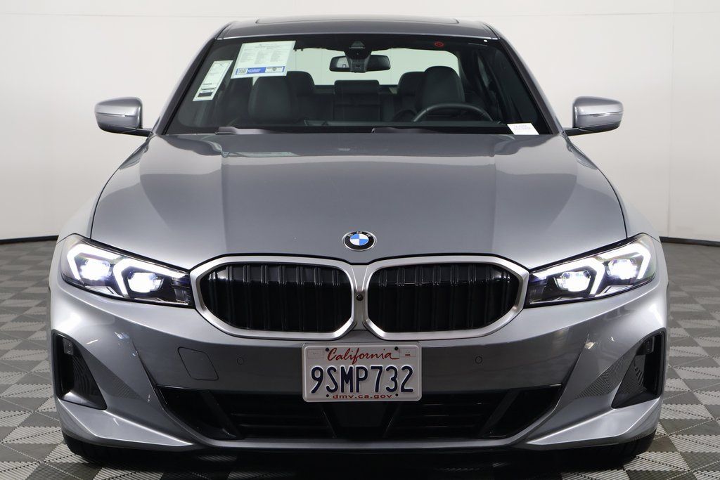 Thumbnail: 2025 BMW 3 Series - 2