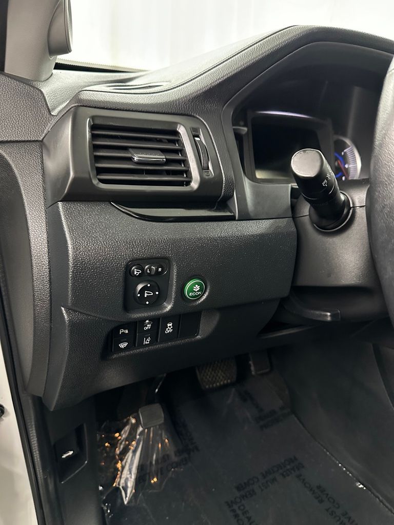 used 2022 Honda Pilot car, priced at $34,985