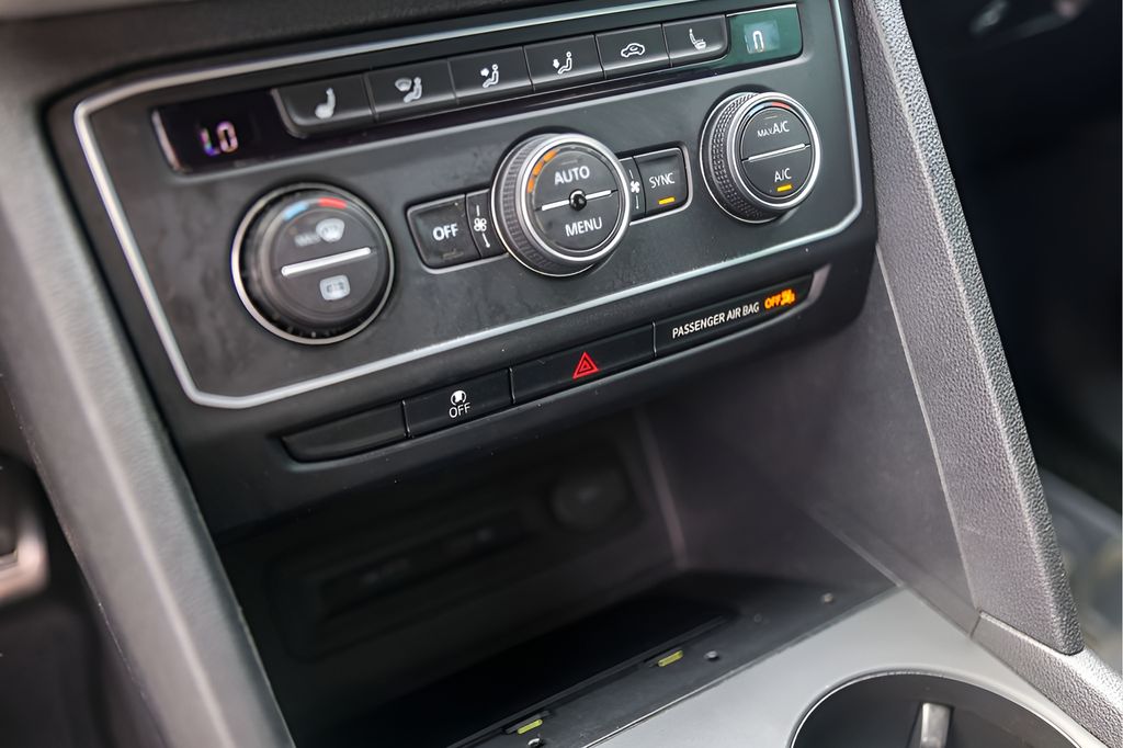 Used Car 2021 Volkswagen Atlas Cross Sport  3.6l V6 Se W/technology R-line For Sale Under $25,000 In Austin, Texas