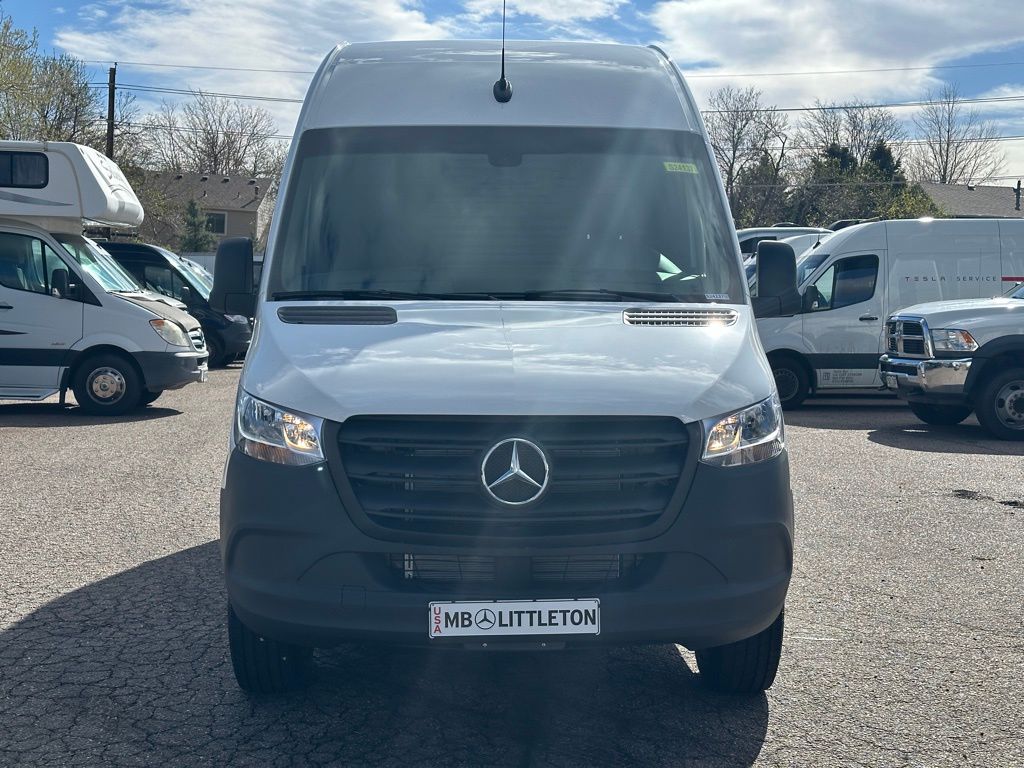 2024 Mercedes-Benz Sprinter 2500 Cargo 144 WB 7