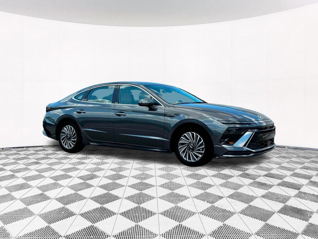 2025 Hyundai Sonata Hybrid Limited 10