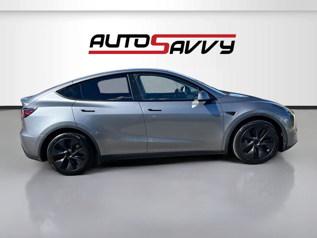 2025 Tesla Model Y