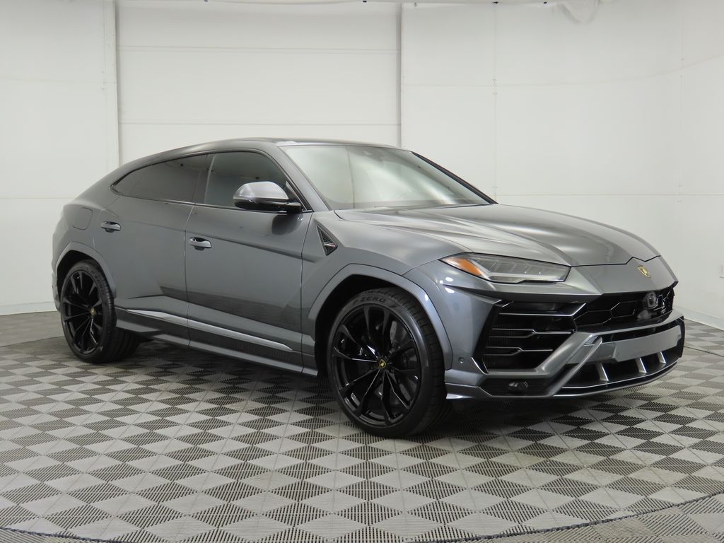 2019 Lamborghini Urus S 3