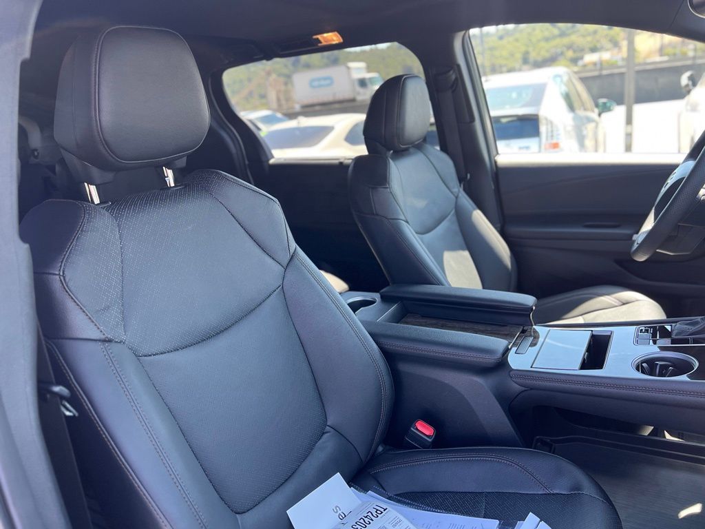 Used 2026 Toyota Sienna Van