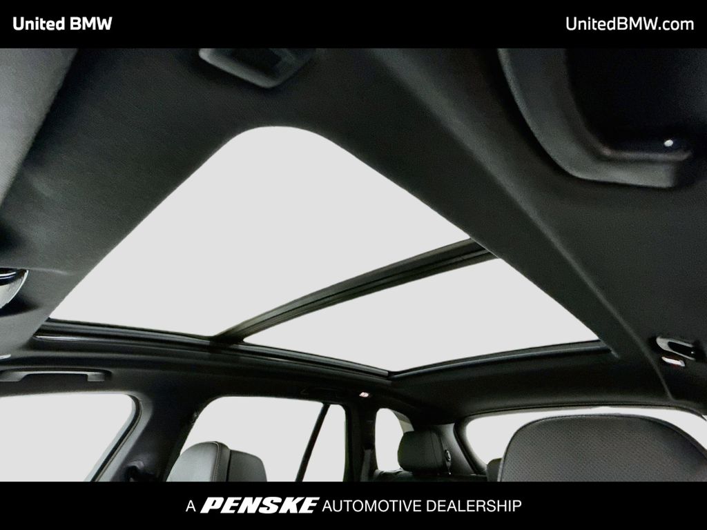 Thumbnail: 2026 BMW X5 - 12