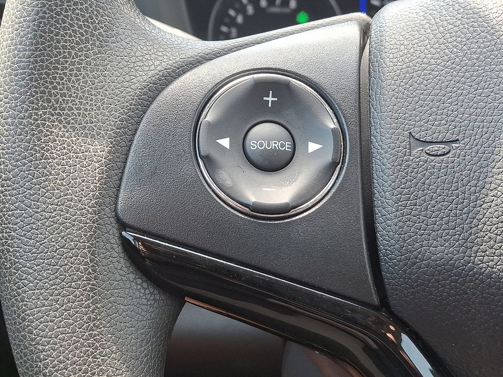 2022 Honda HR-V LX 21