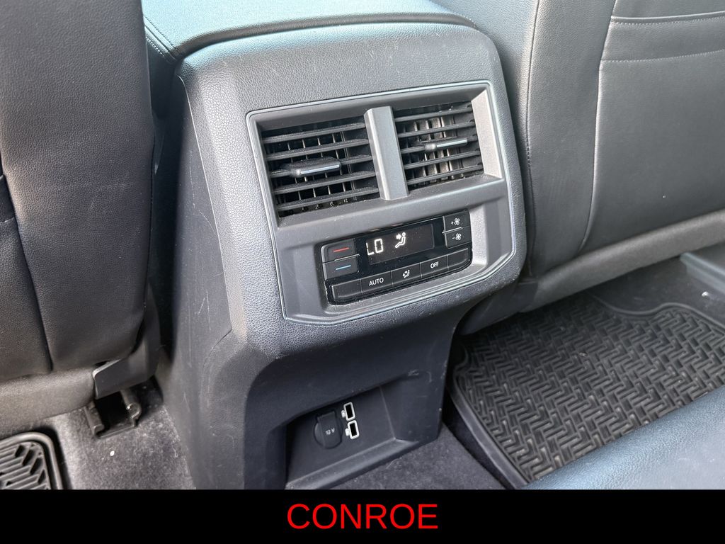 2018 Volkswagen Atlas 3.6L V6 SE Silver at Community Honda