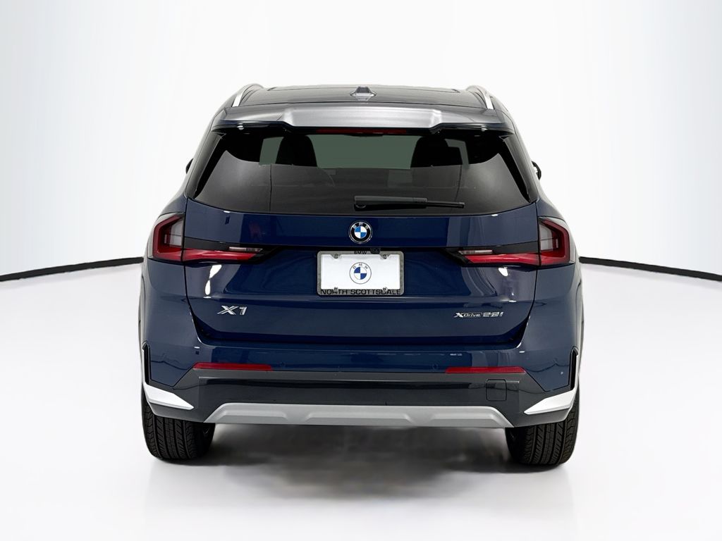 Thumbnail: 2026 BMW X1 - 6
