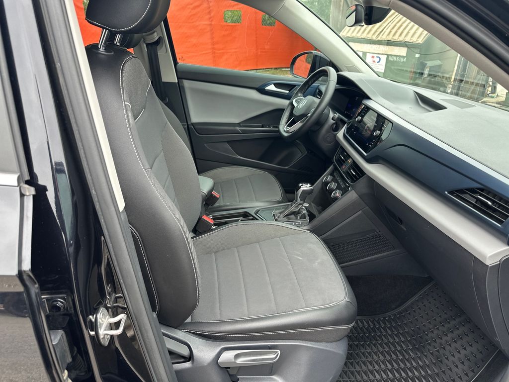 Used Car 2023 Volkswagen Taos  1.5t Se For Sale Under $20,000 In Austin, Texas