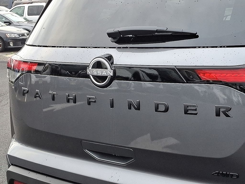 Thumbnail: 2025 Nissan Pathfinder - 6