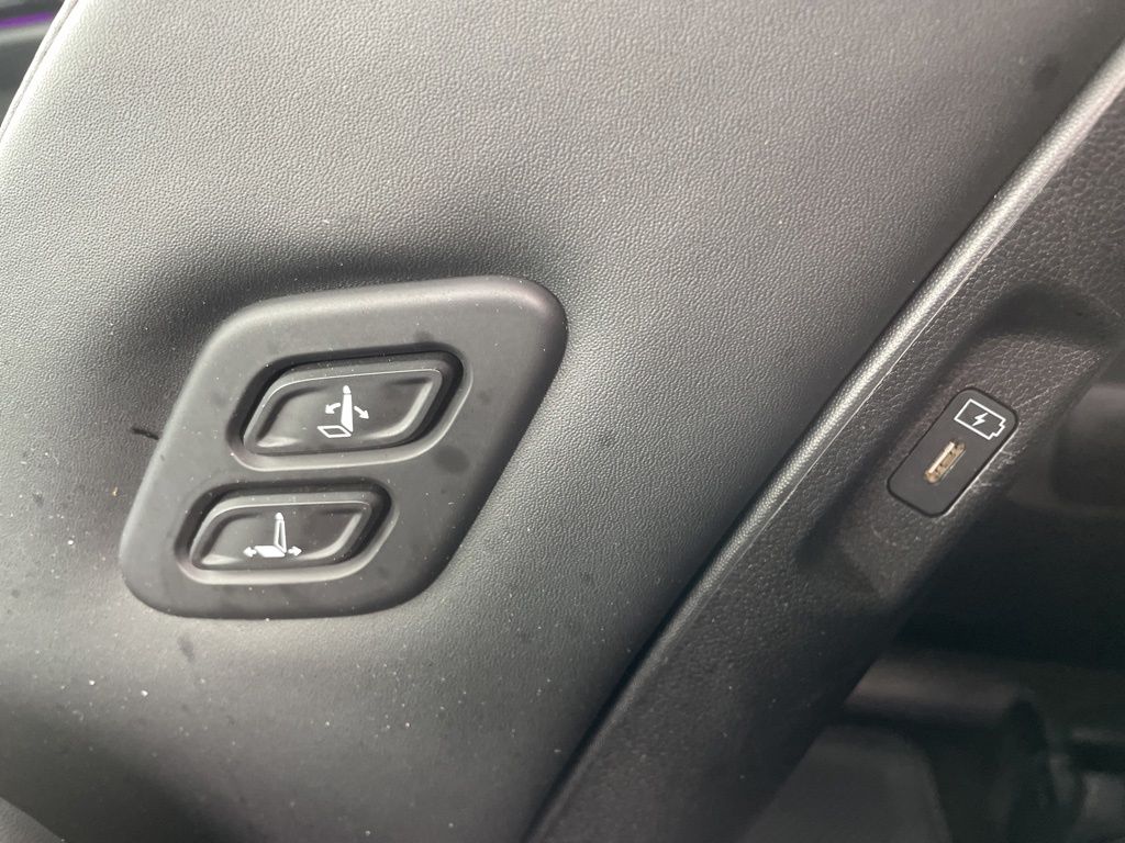 Used Car 2025 Hyundai Santa Fe Hybrid  Calligraphy For Sale Under $40,000 In Georgetown, Texas