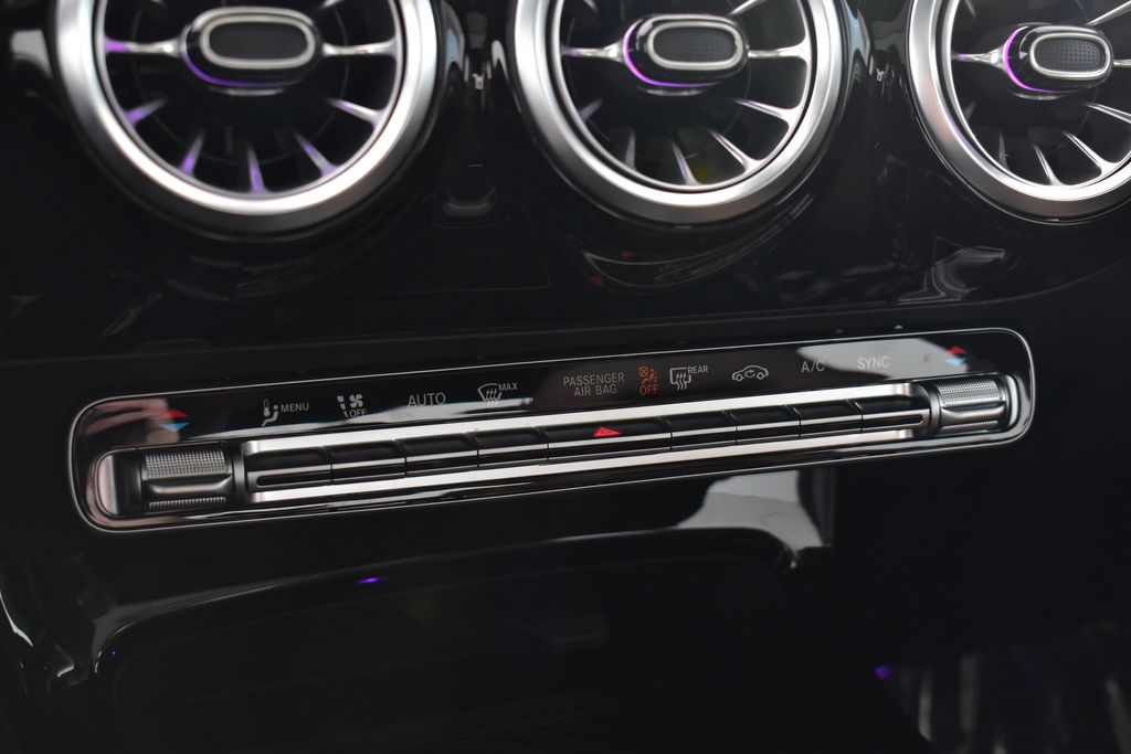 2025 Mercedes-Benz CLA 250 20