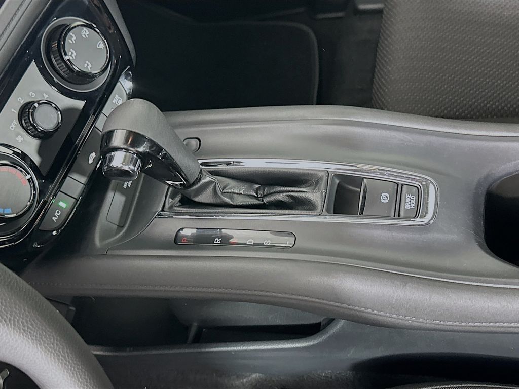 Thumbnail: 2017 Honda HR-V - 16