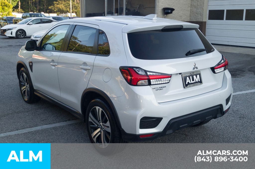 Used 2024 White Mitsubishi 2.0 ES image 9