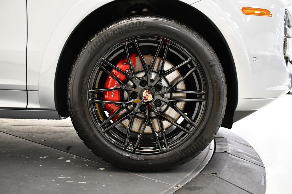 Thumbnail: 2026 Porsche  - 19