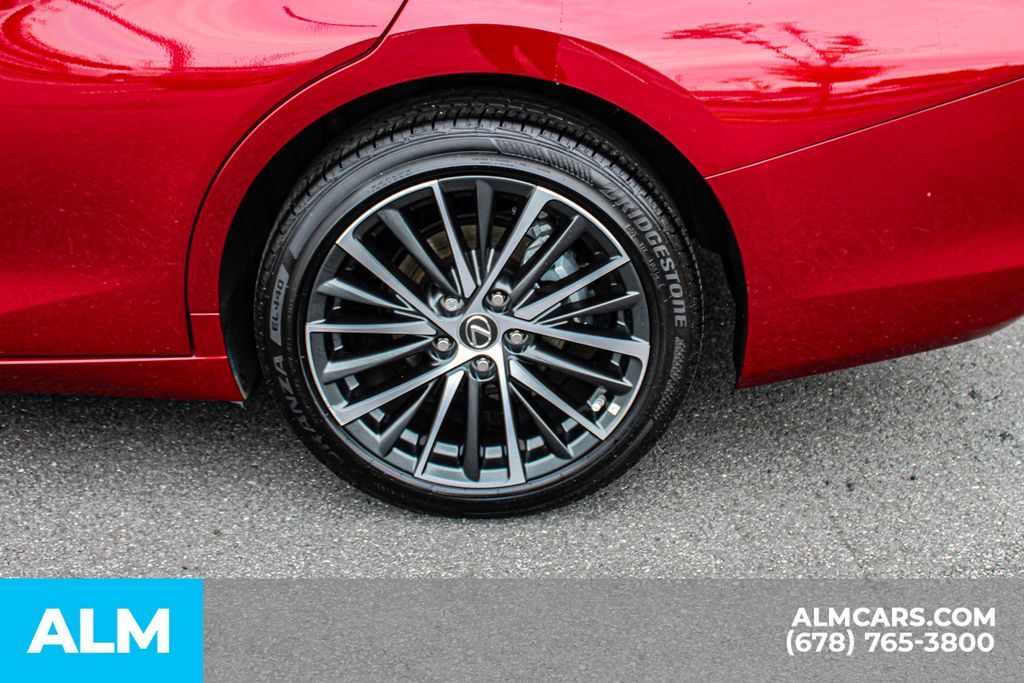 Used 2025 Red Lexus 300h image 16