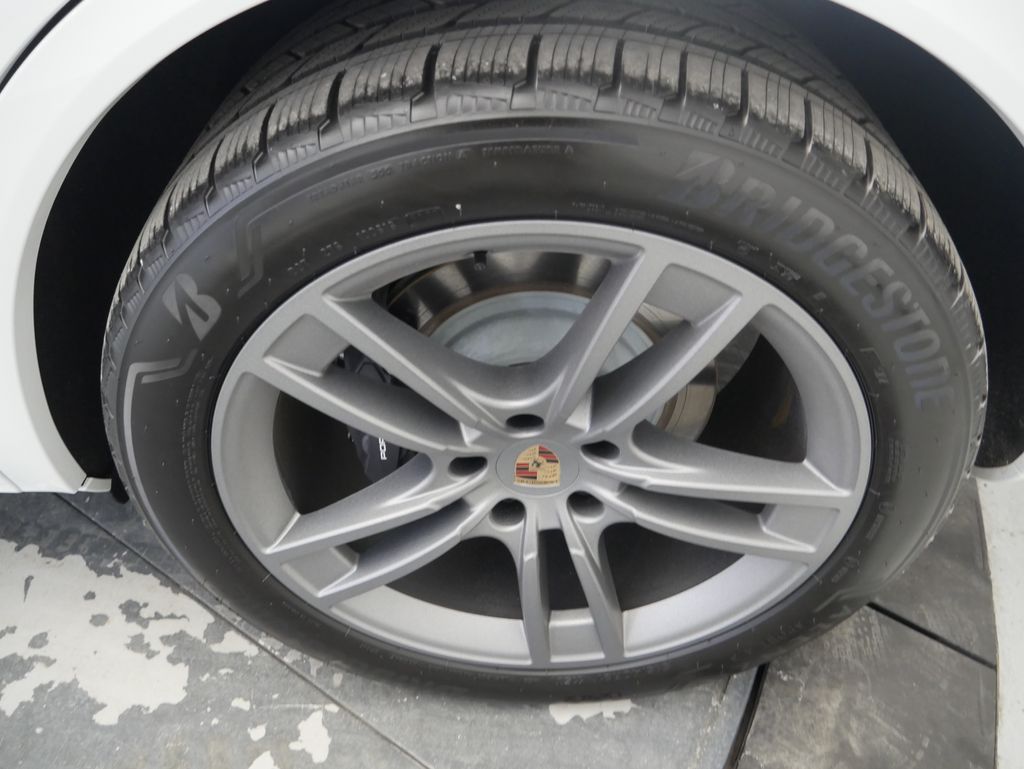 Thumbnail: 2026 Porsche Cayenne - 14