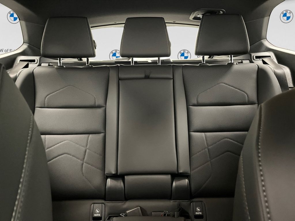 New 2026 Mineral White Metallic BMW xDrive28i image 10