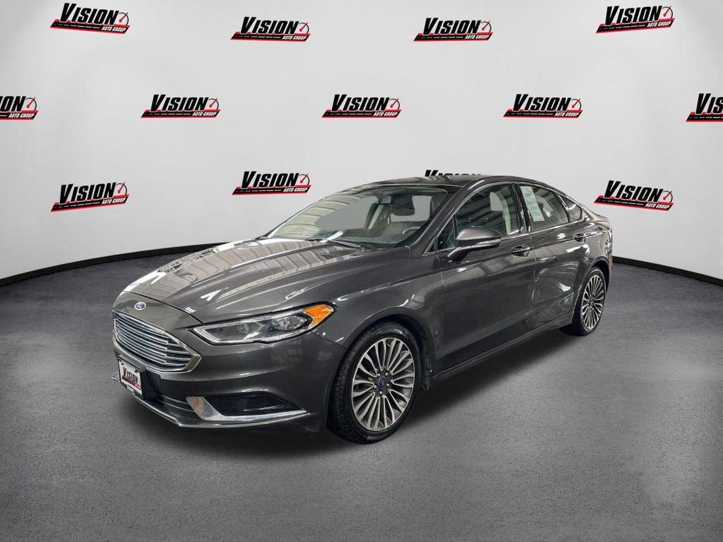 Gray (Magnetic) 2018 Ford Fusion SE Sedan Front-Wheel Drive 6-Speed Automatic