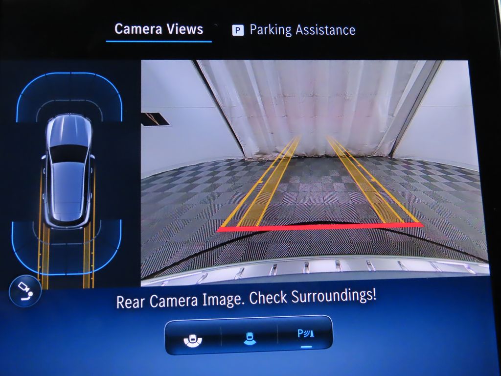 Thumbnail: 2025 Mercedes-Benz GLC - 15