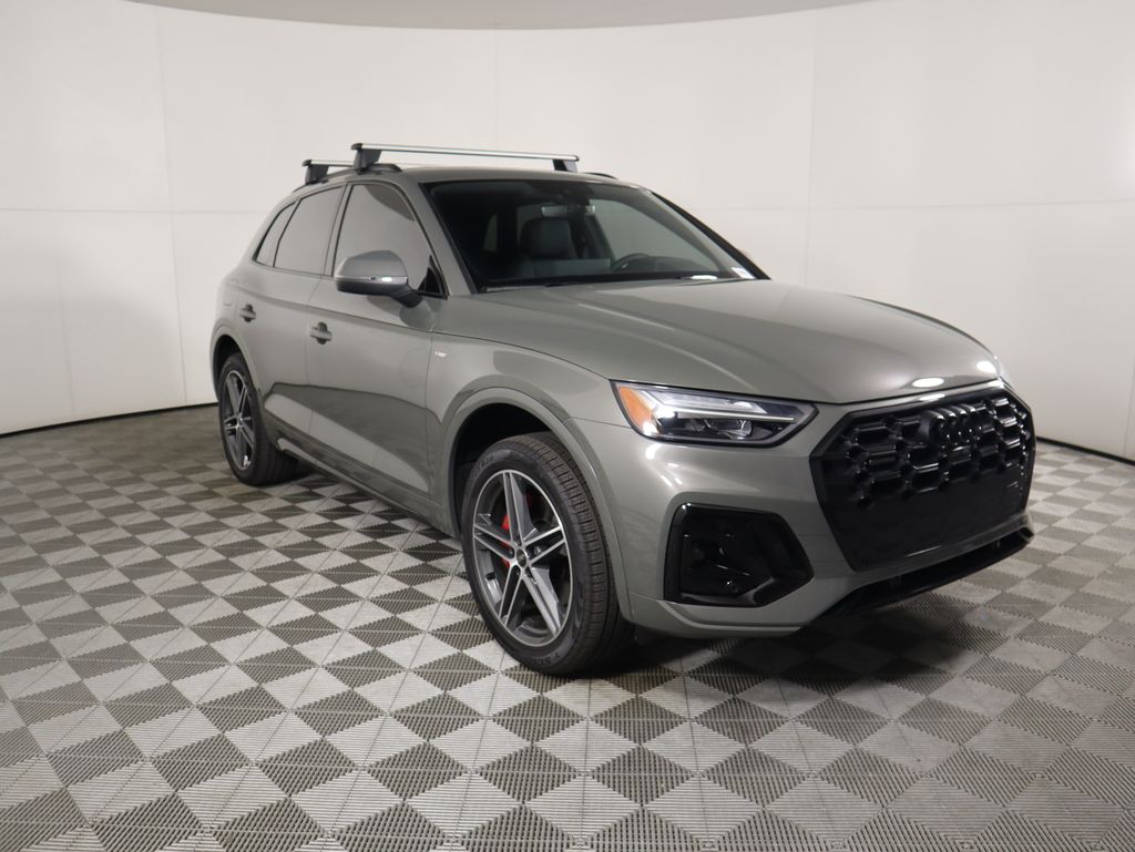 Thumbnail: 2025 Audi Q5 - 3