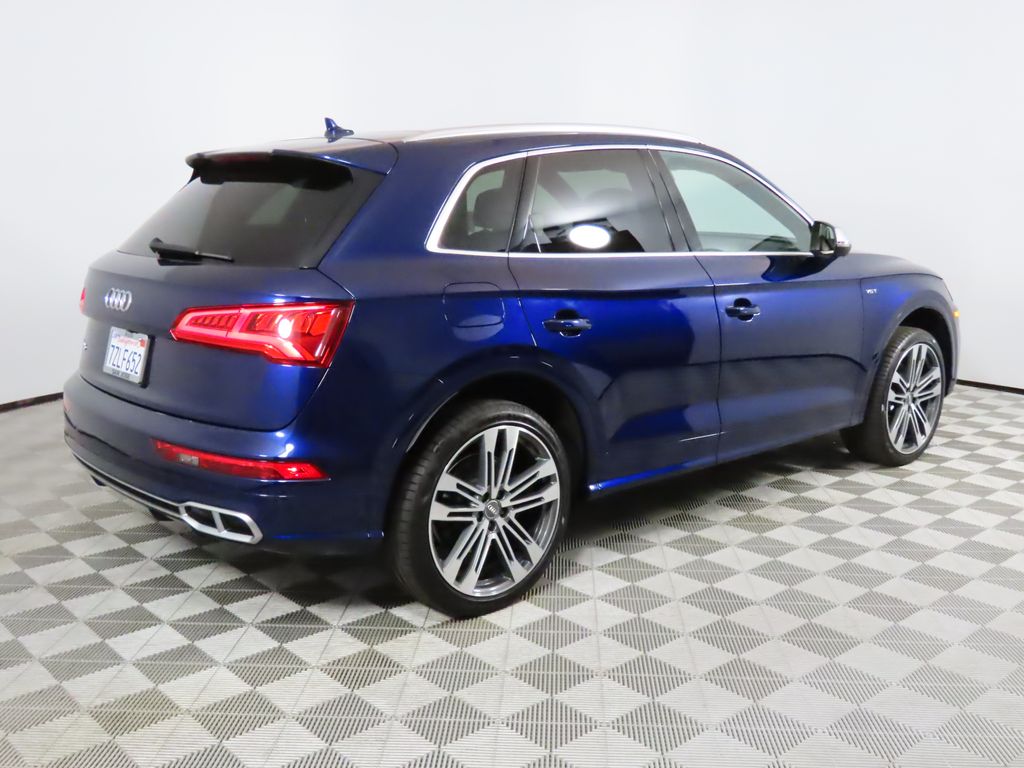 Thumbnail: 2018 Audi SQ5 - 5
