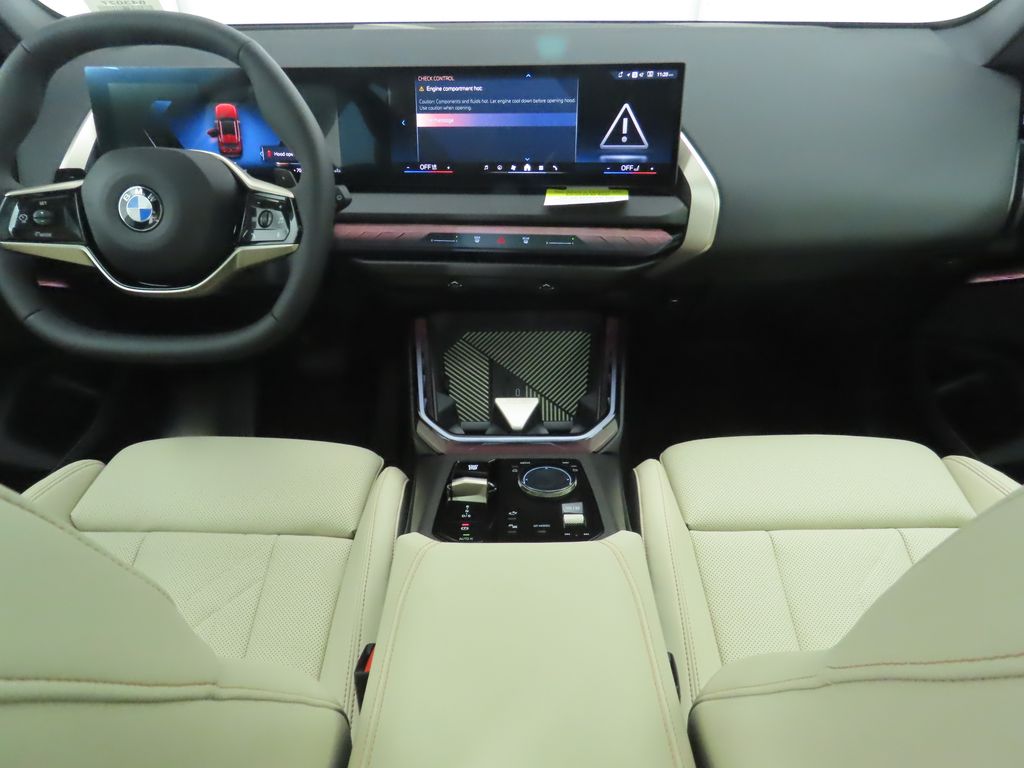 Thumbnail: 2025 BMW X3 - 14