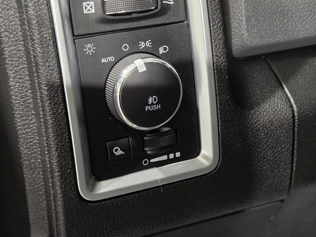 2020 RAM 1500 Classic Warlock photo