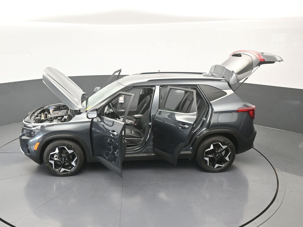Used 2024 Gravity Gray Kia EX image 66