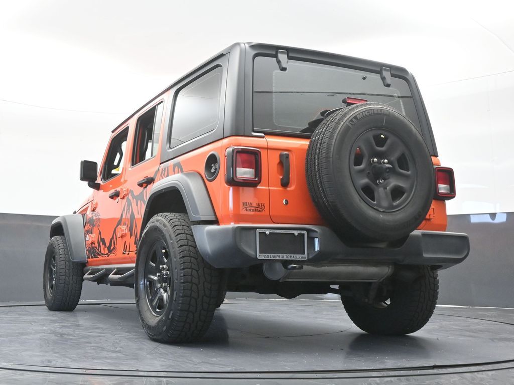 Used 2018 Punkn Metallic Clearcoat Jeep Unlimited Sport image 55