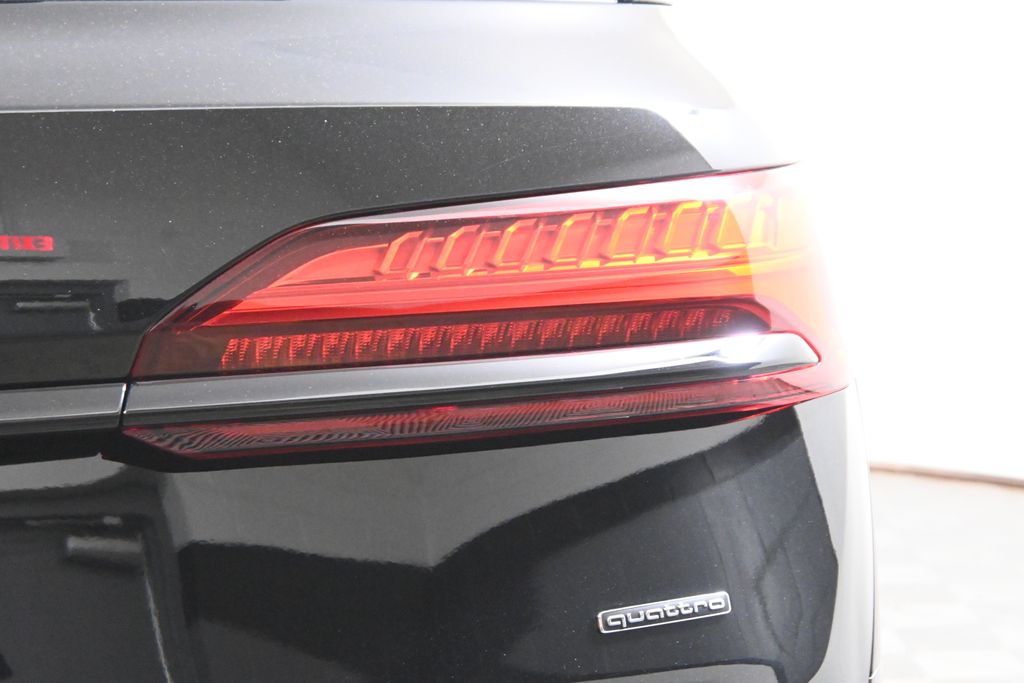Thumbnail: 2026 Audi Q7 - 13