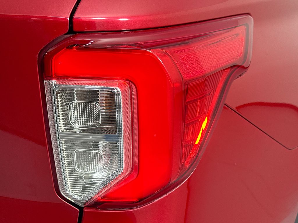 Used Car 2022 Ford Explorer  Xlt For Sale Under $30,000 In Austin, Texas