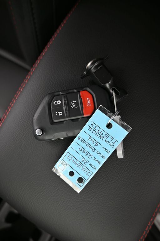 New 2026 Bright White Clearcoat Jeep Rubicon image 17