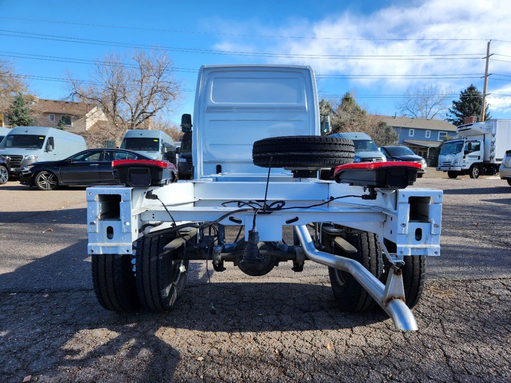 2023 Mercedes-Benz Sprinter 3500 Cab Chassis 170 WB 5