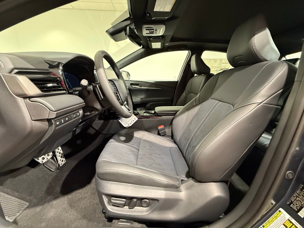 Thumbnail: 2026 Toyota Camry - 12