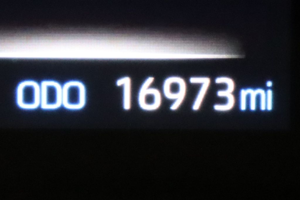 2024 Toyota Sienna XLE 24