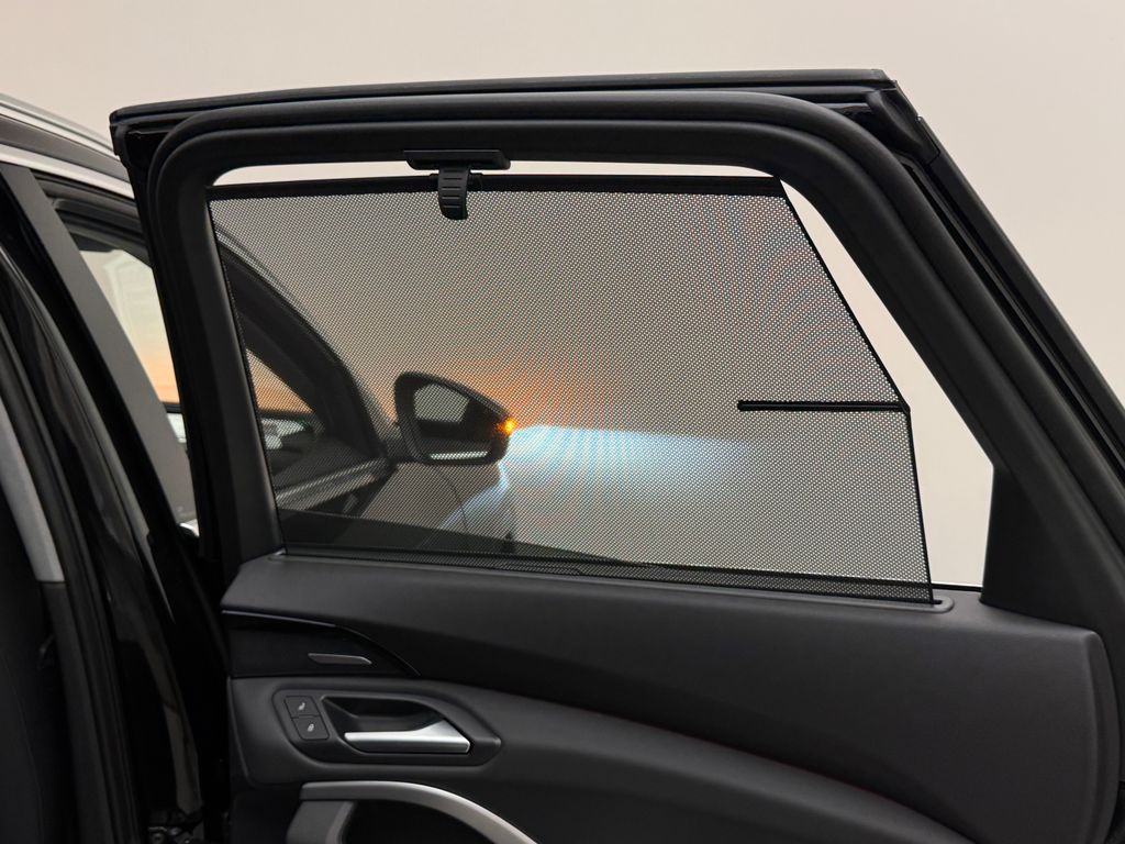 Thumbnail: 2025 Audi Q5 - 19