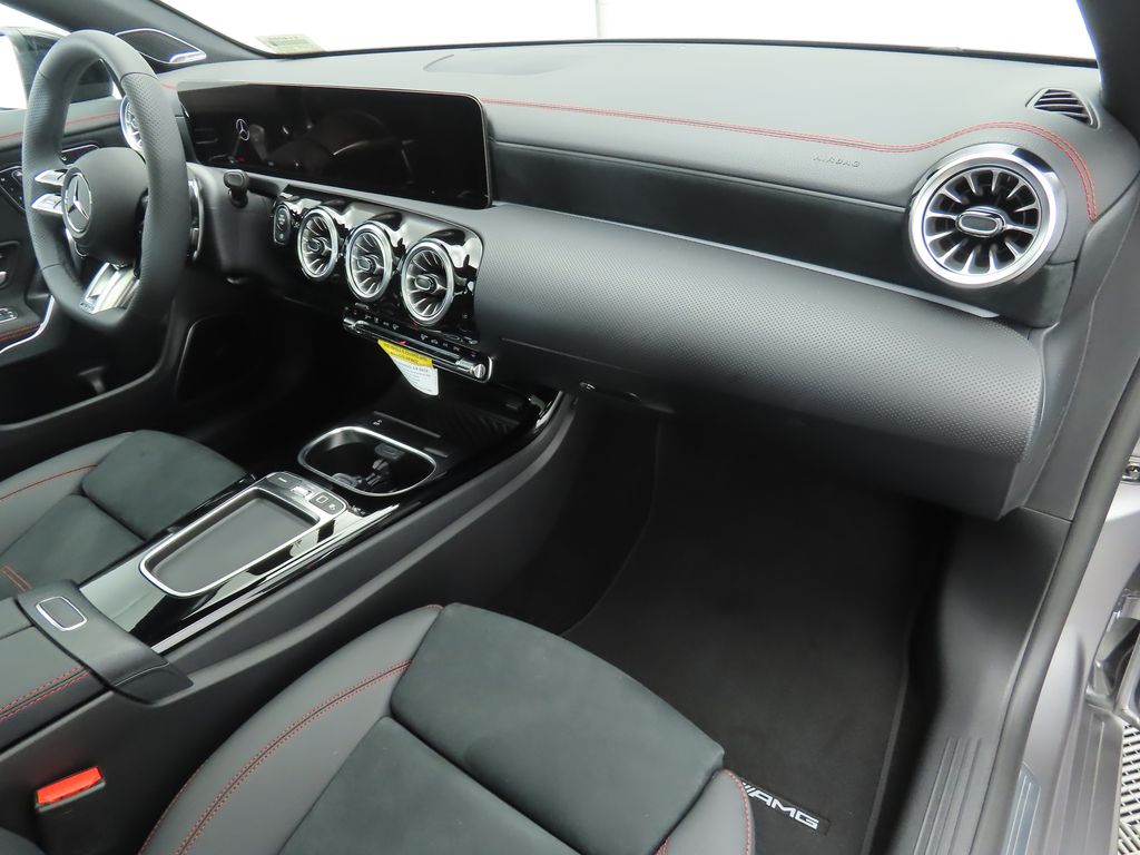 2025 Mercedes-Benz CLA 45 AMG 17