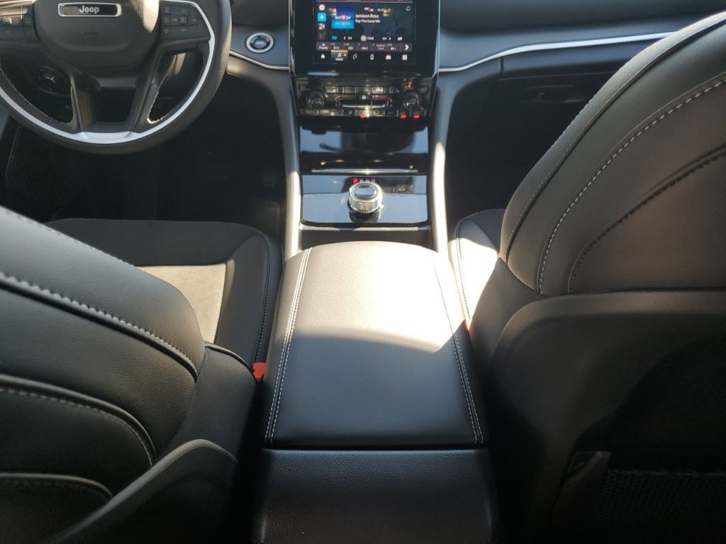 New Car 2025 Jeep Grand Cherokee L  For Sale Under $50,000 In Austin, Texas