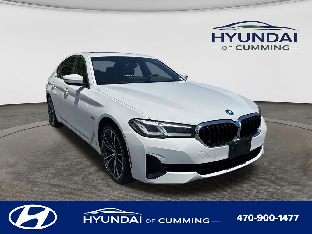 Alpine White 2023 BMW 5 Series Sedan Rear-Wheel Drive 8-Speed Automatic