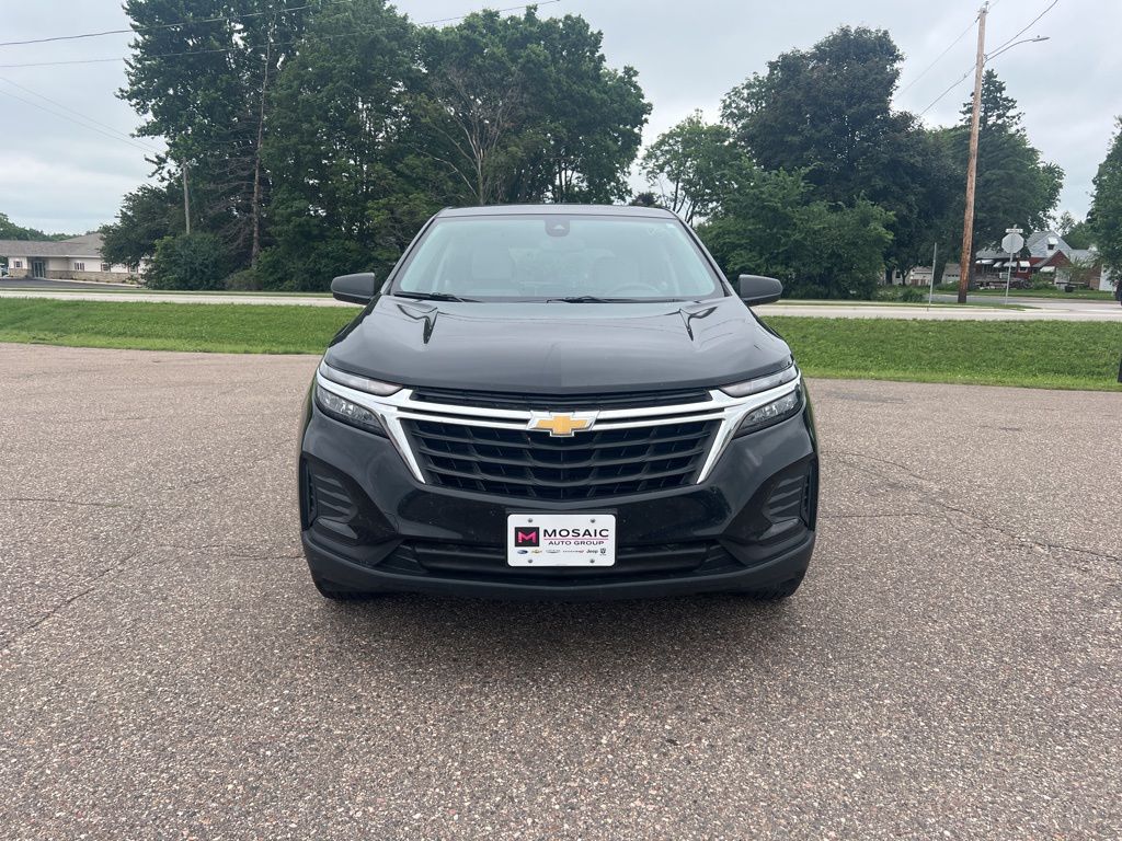 Used 2022 Chevrolet Equinox LS with VIN 2GNAX5EV9N6127935 for sale in Zumbrota, Minnesota