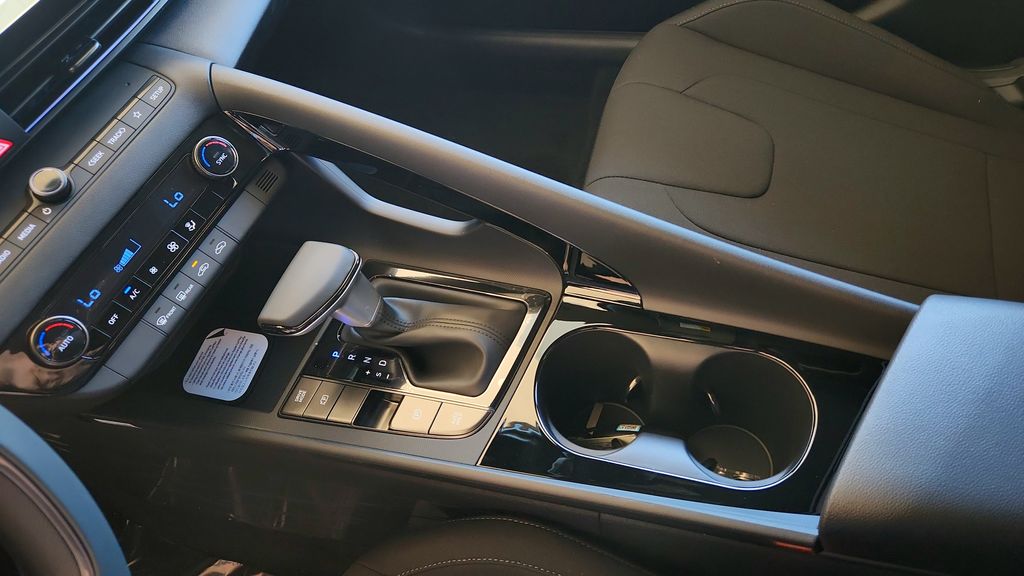 2026 Hyundai Elantra Hybrid